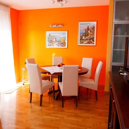 Apartment Away From Split